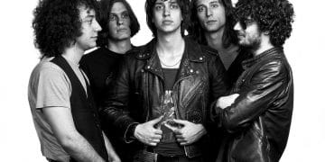 The Strokes: Bad Decisions letra en español (Subs y traducción)